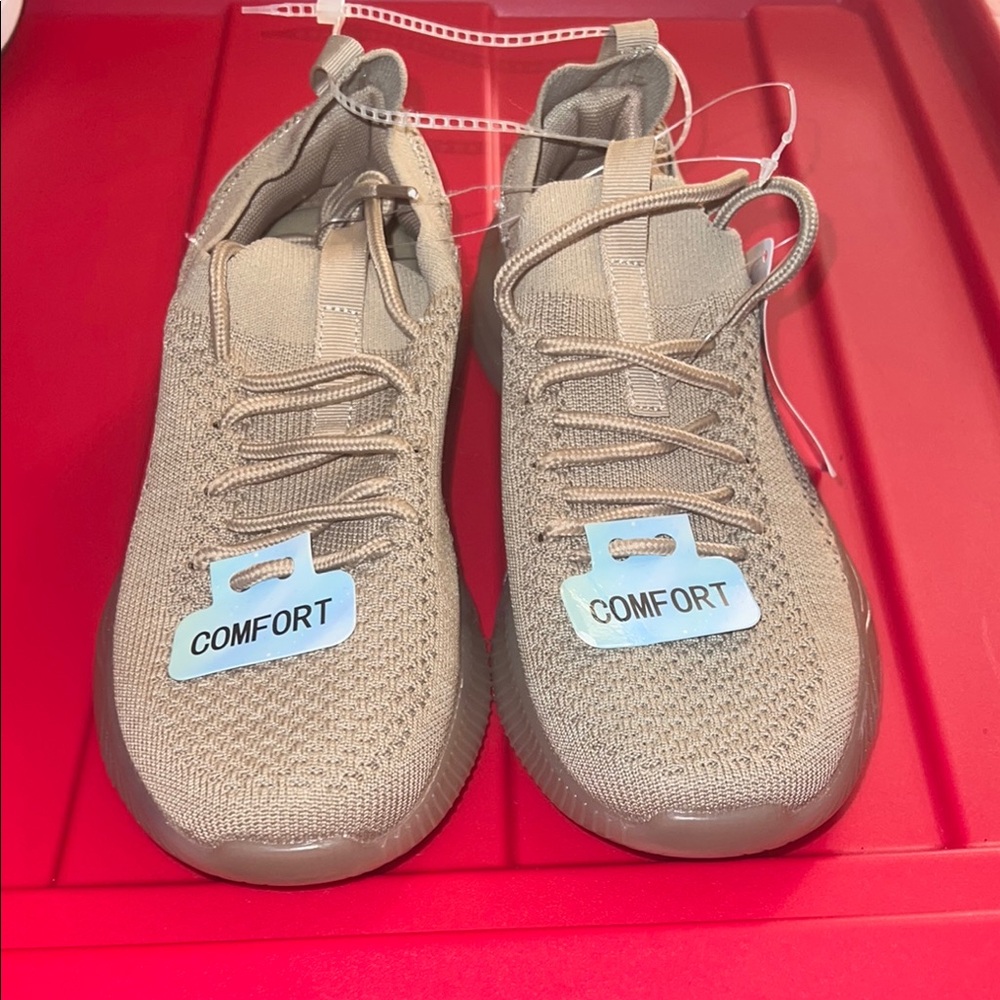 GEERS Beige Knit Comfort Sneakers